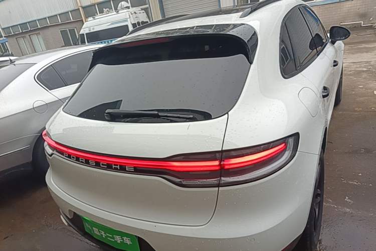 Used Porsche Macan 2018 Macan 2.0T Rear