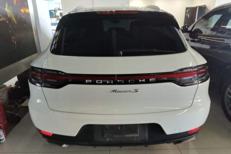 Used Porsche Macan 2018 Macan 2.0T Rear