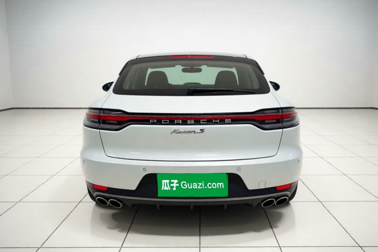 Used Porsche Macan 2018 Macan 2.0T Rear