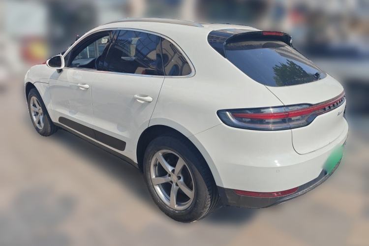 Used Porsche Macan 2018 Macan 2.0T Rear Left 45 Deg