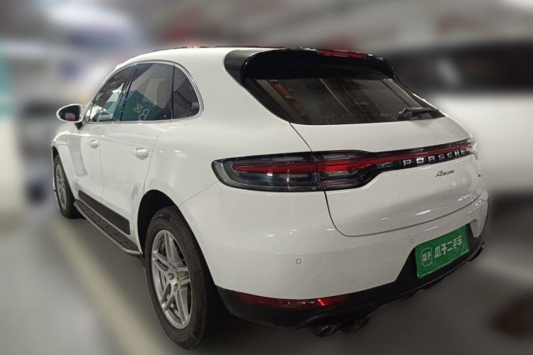 Used Porsche Macan 2018 Macan 2.0T Rear Left 45 Deg