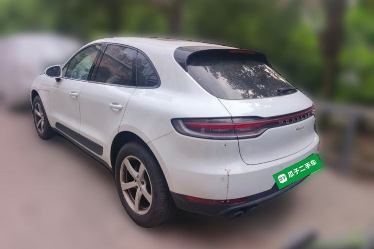Used Porsche Macan 2018 Macan 2.0T Rear Left 45 Deg
