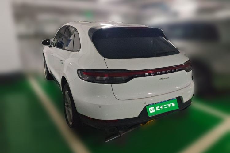 Used Porsche Macan 2018 Macan 2.0T Rear Left 45 Deg