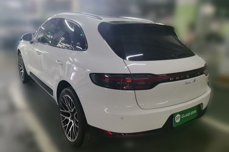 Used Porsche Macan 2018 Macan 2.0T Rear Left 45 Deg