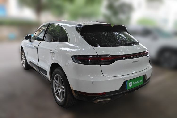 Used Porsche Macan 2018 Macan 2.0T Rear Left 45 Deg