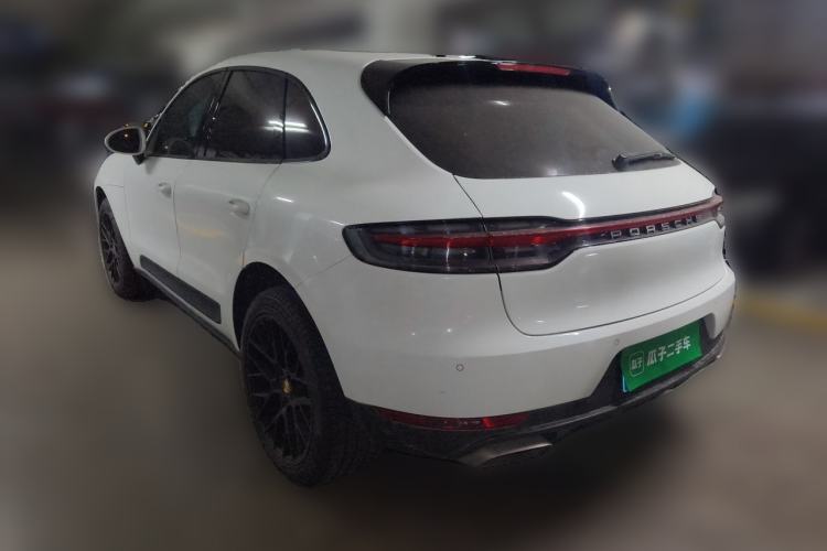 Used Porsche Macan 2018 Macan 2.0T Rear Left 45 Deg