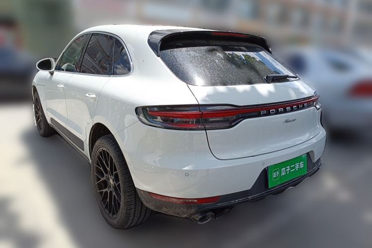 Used Porsche Macan 2018 Macan 2.0T Rear Left 45 Deg