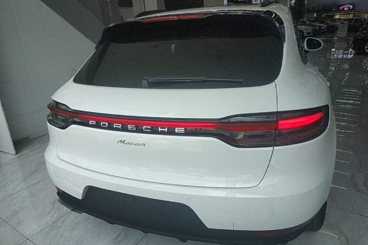 Used Porsche Macan 2018 Macan 2.0T Rear
