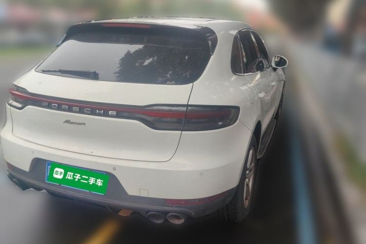 Used Porsche Macan 2018 Macan 2.0T Rear Right 45 Deg