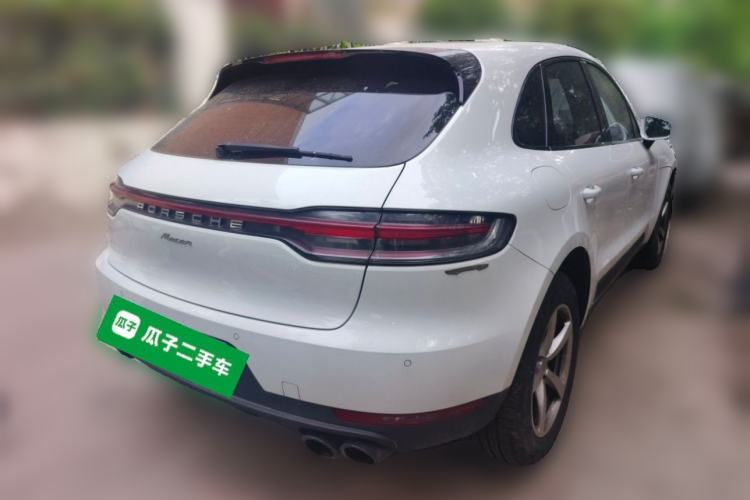 Used Porsche Macan 2018 Macan 2.0T Rear Right 45 Deg