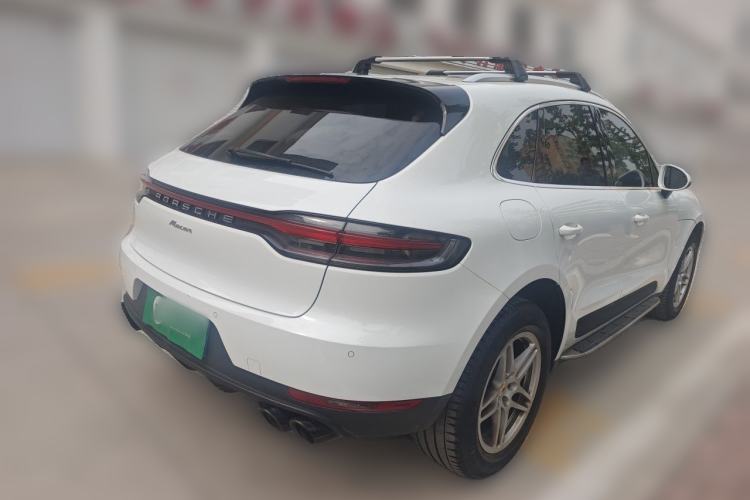 Used Porsche Macan 2018 Macan 2.0T Rear Right 45 Deg
