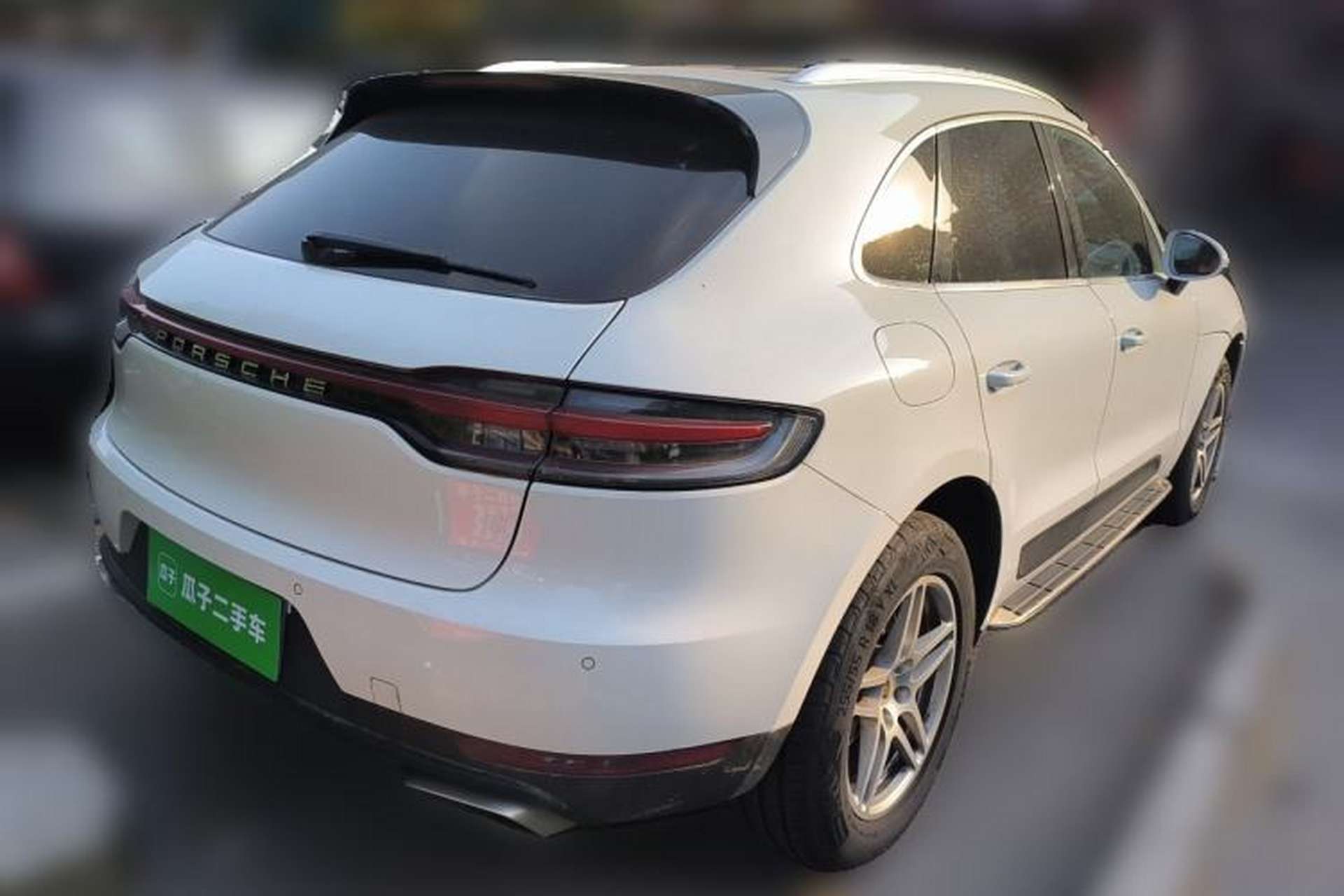 Used Porsche Macan 2018 Macan 2.0T Rear Right 45 Deg