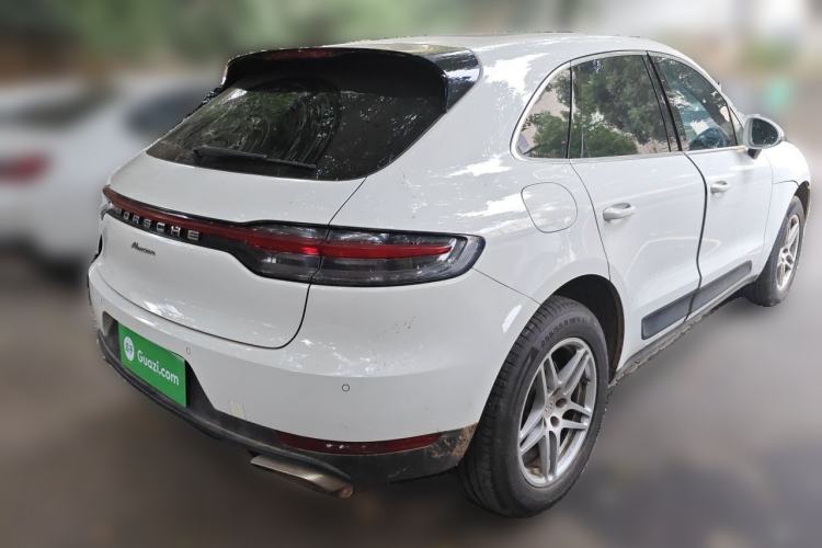 Used Porsche Macan 2018 Macan 2.0T Rear Right 45 Deg