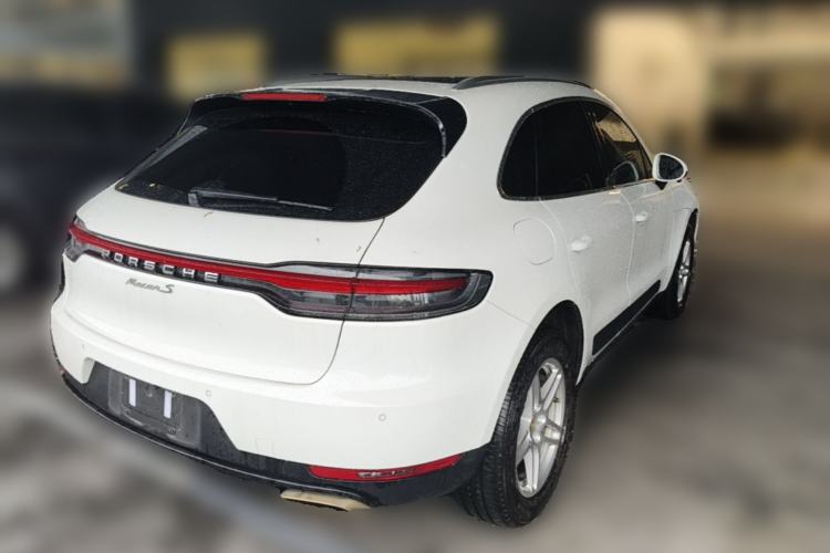 Used Porsche Macan 2018 Macan 2.0T Rear Right 45 Deg