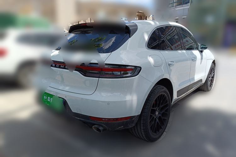 Used Porsche Macan 2018 Macan 2.0T Rear Right 45 Deg