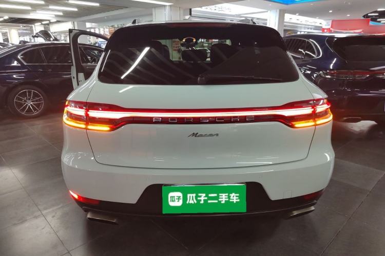 Used Porsche Macan 2018 Macan 2.0T Rear