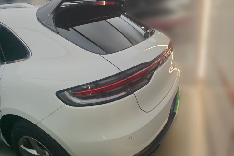 Used Porsche Macan 2018 Macan 2.0T Rear