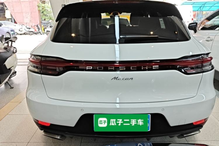 Used Porsche Macan 2018 Macan 2.0T Rear
