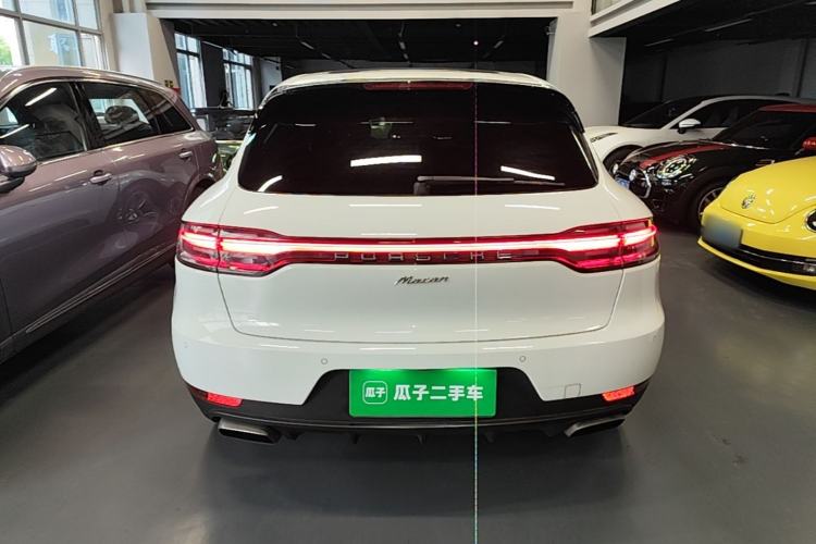 Used Porsche Macan 2018 Macan 2.0T Rear
