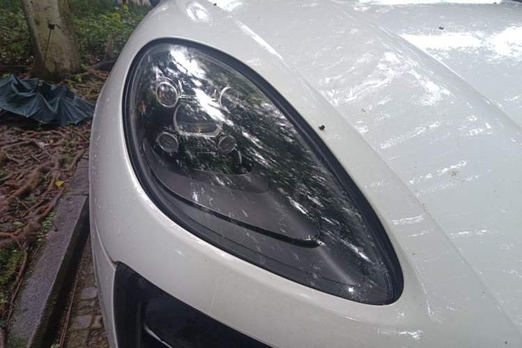 Used Porsche Macan 2018 Macan 2.0T Right Front Headlight
