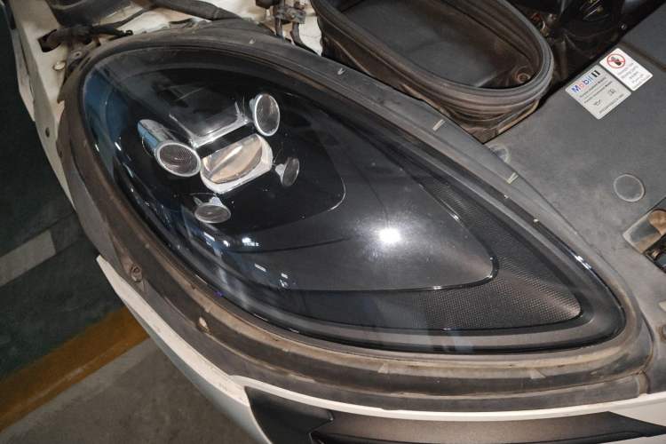 Used Porsche Macan 2018 Macan 2.0T Right Front Headlight