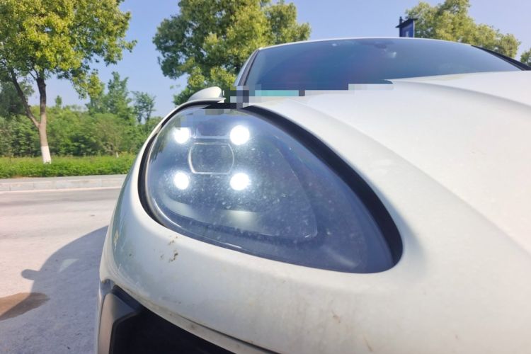 Used Porsche Macan 2018 Macan 2.0T Right Front Headlight