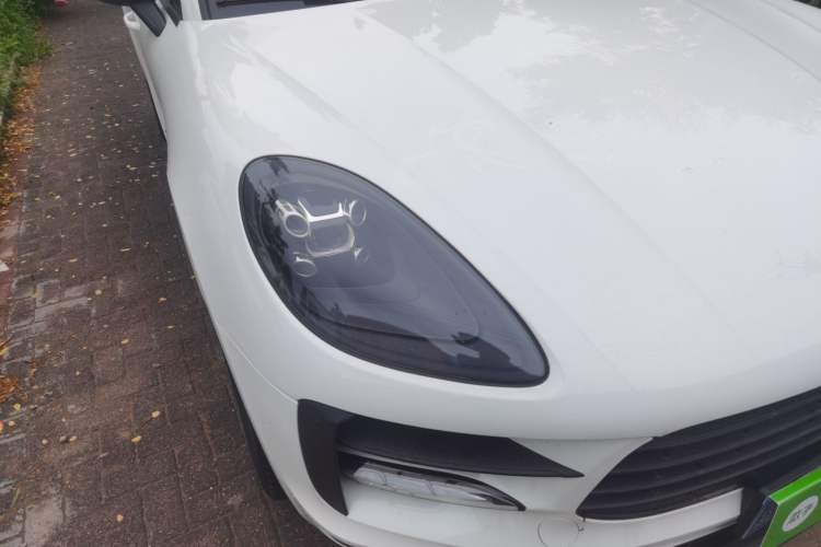 Used Porsche Macan 2018 Macan 2.0T Right Front Headlight
