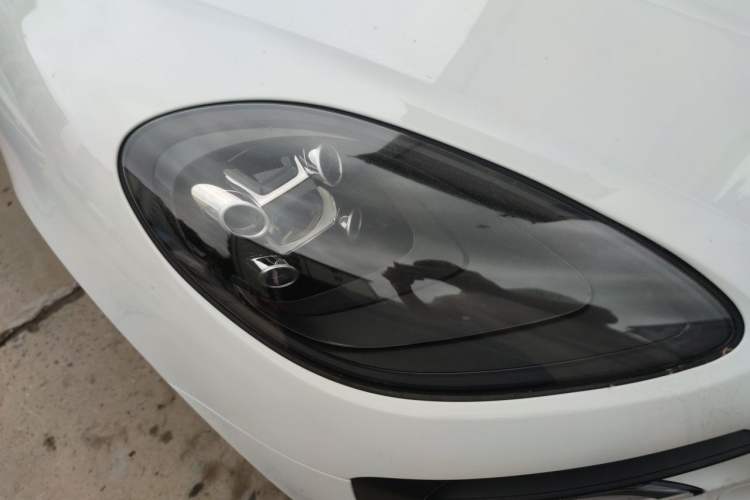 Used Porsche Macan 2018 Macan 2.0T Right Front Headlight