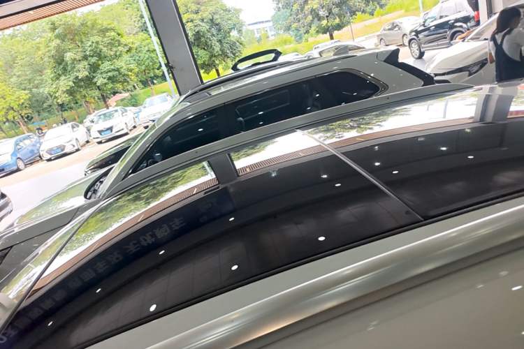 Used Porsche Macan 2018 Macan 2.0T Roof
