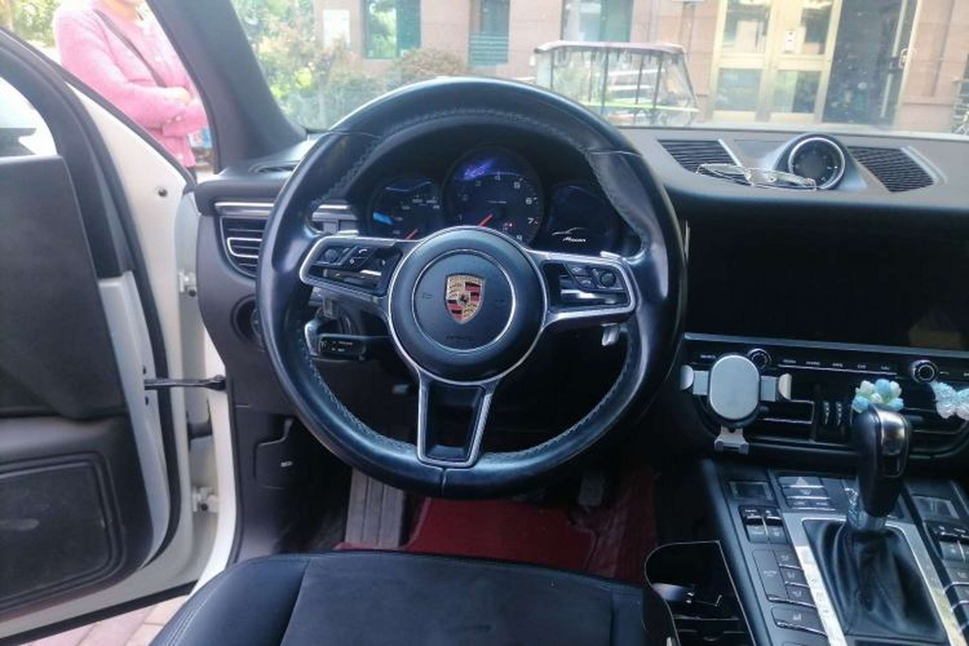 Used Porsche Macan 2018 Macan 2.0T Steering Wheel