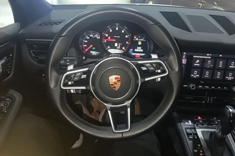 Used Porsche Macan 2018 Macan 2.0T Steering Wheel