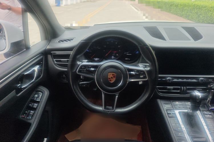 Used Porsche Macan 2018 Macan 2.0T Steering Wheel