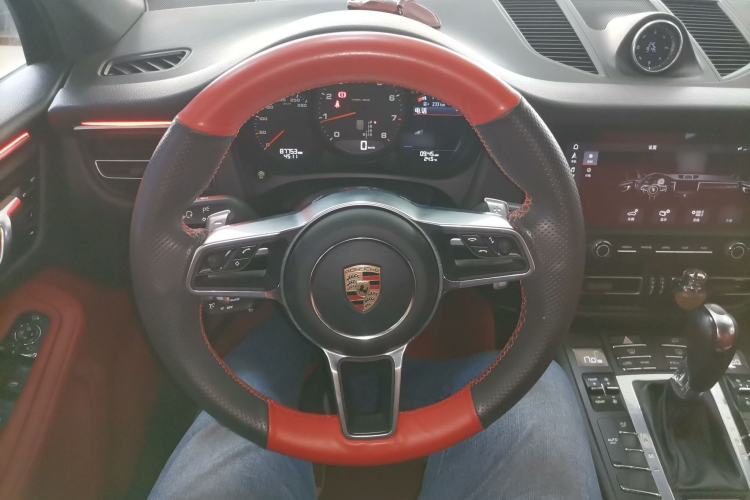 Used Porsche Macan 2018 Macan 2.0T Steering Wheel