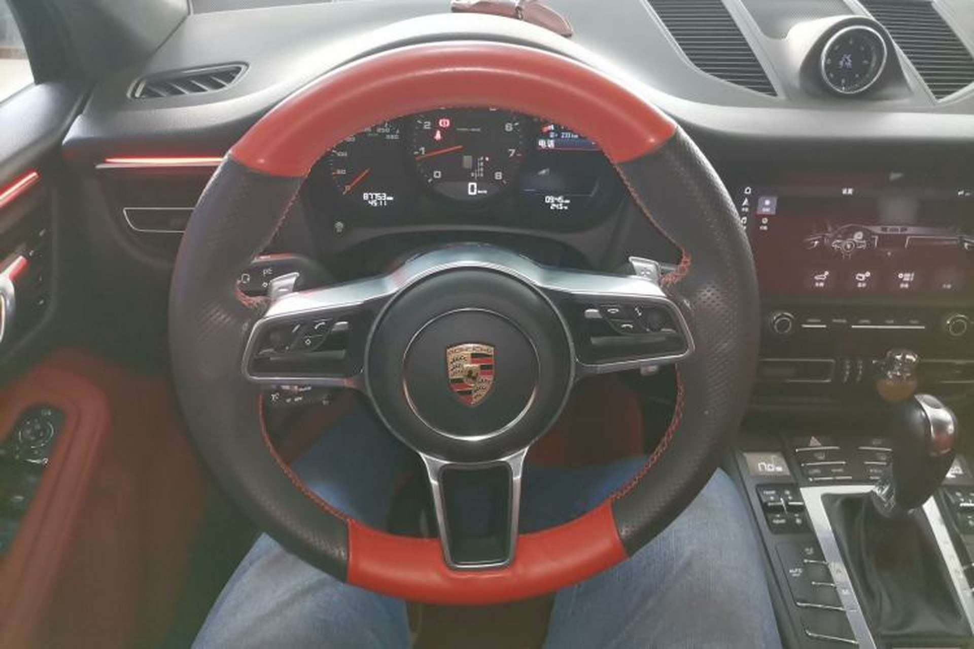 Used Porsche Macan 2018 Macan 2.0T Steering Wheel