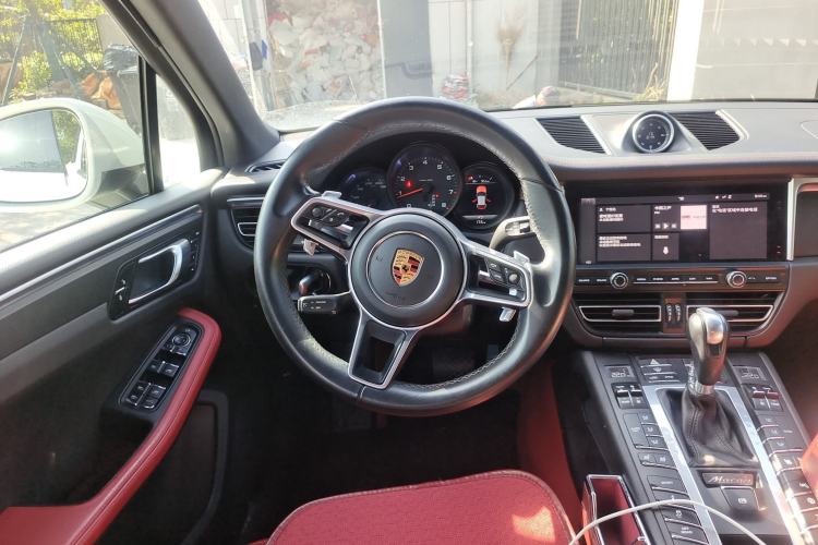 Used Porsche Macan 2018 Macan 2.0T Steering Wheel