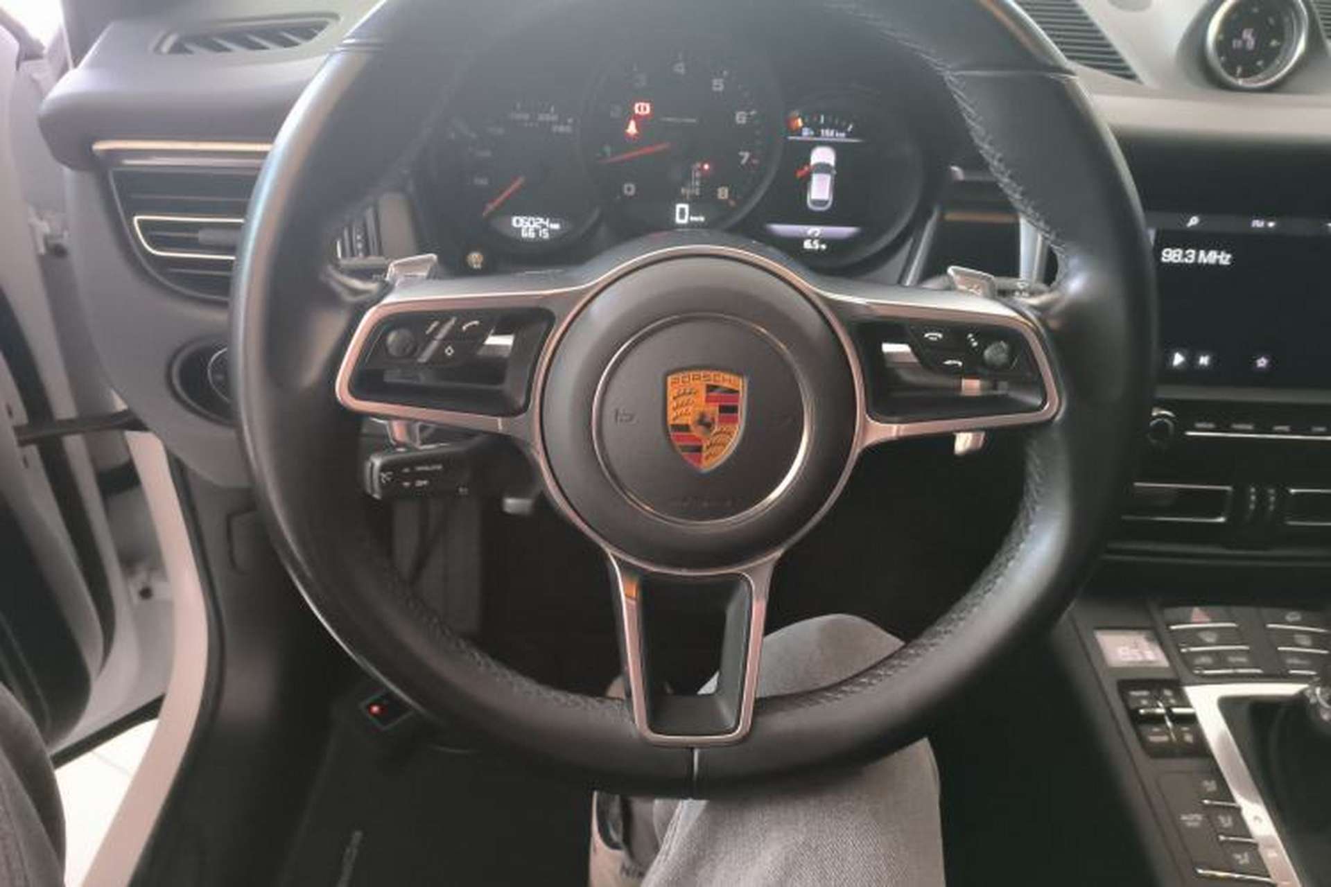 Used Porsche Macan 2018 Macan 2.0T Steering Wheel
