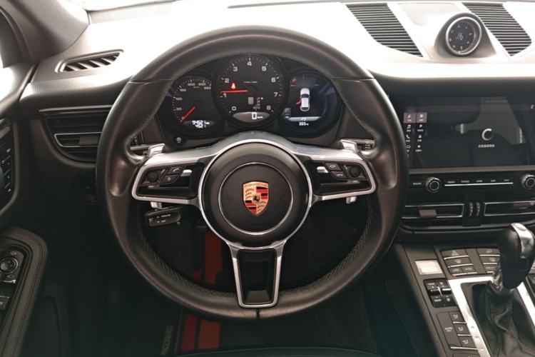 Used Porsche Macan 2018 Macan 2.0T Steering Wheel