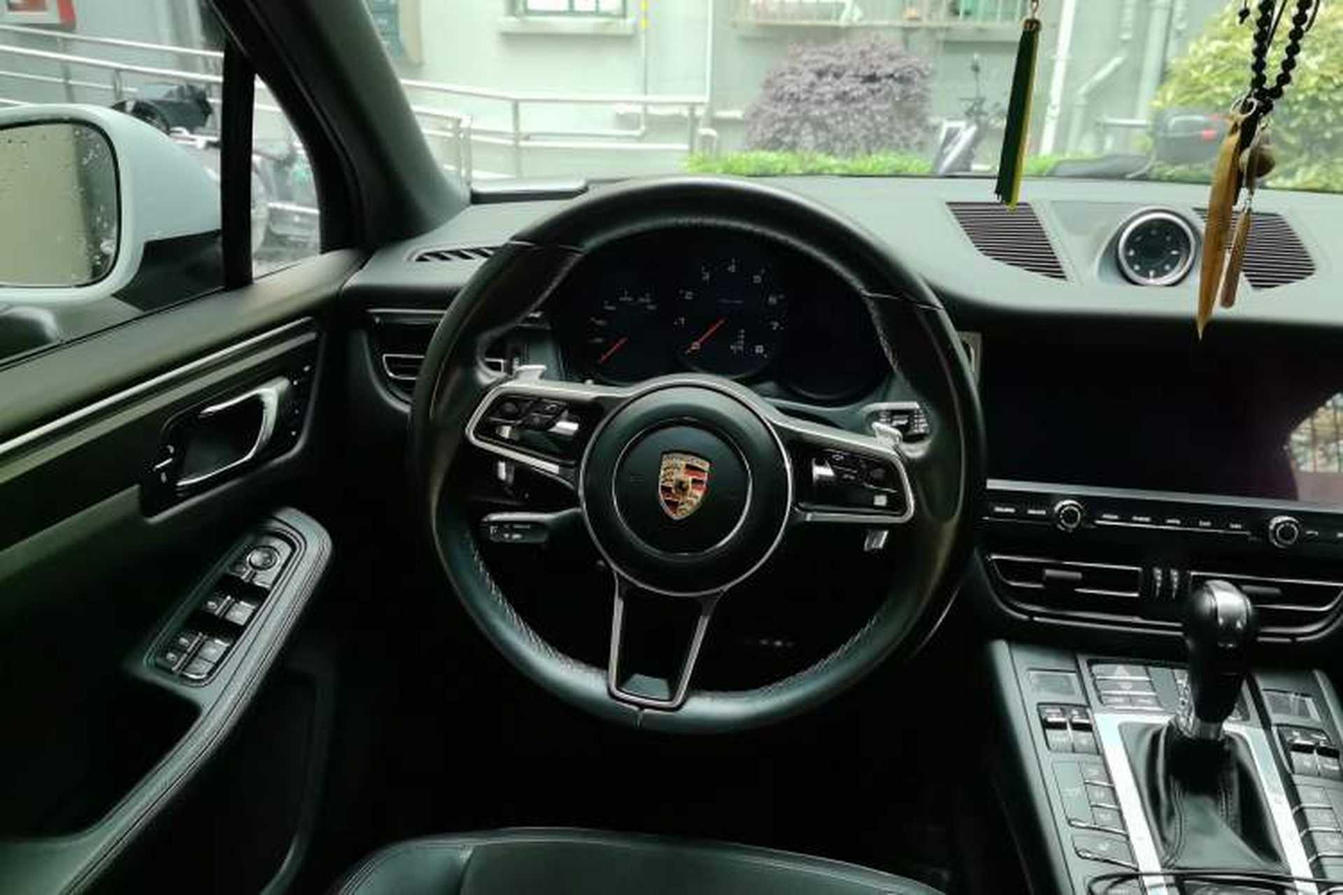 Used Porsche Macan 2018 Macan 2.0T Steering Wheel