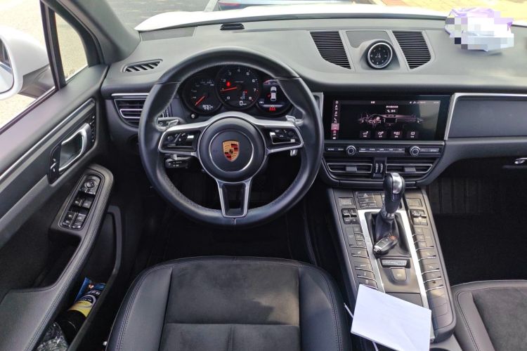 Used Porsche Macan 2018 Macan 2.0T Steering Wheel