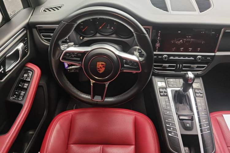 Used Porsche Macan 2018 Macan 2.0T Steering Wheel