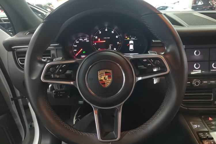 Used Porsche Macan 2018 Macan 2.0T Steering Wheel