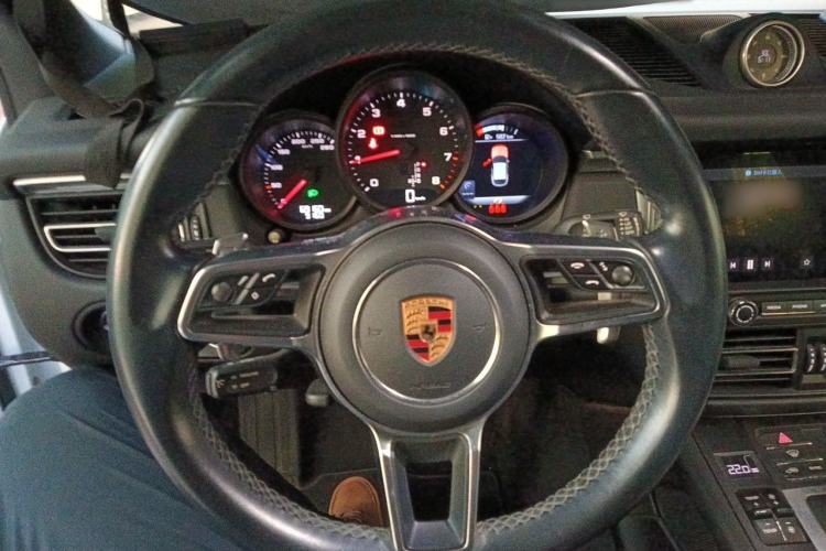 Used Porsche Macan 2018 Macan 2.0T Steering Wheel