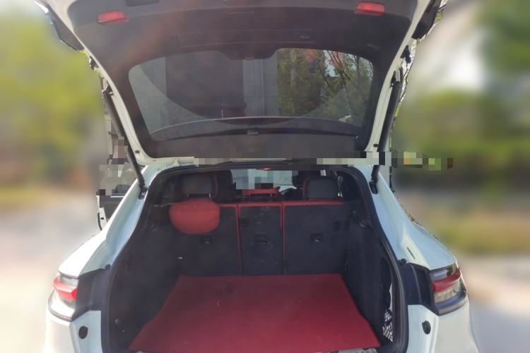 Used Porsche Macan 2018 Macan 2.0T Trunk