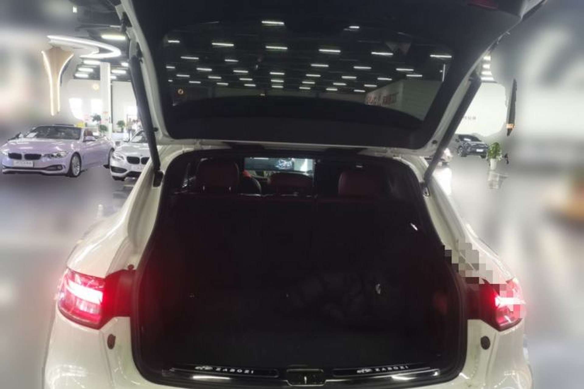 Used Porsche Macan 2018 Macan 2.0T Trunk