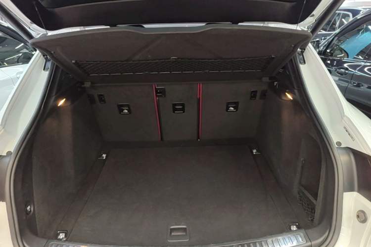 Used Porsche Macan 2018 Macan 2.0T Trunk
