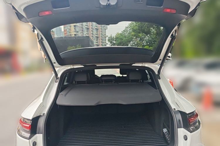 Used Porsche Macan 2018 Macan 2.0T Trunk