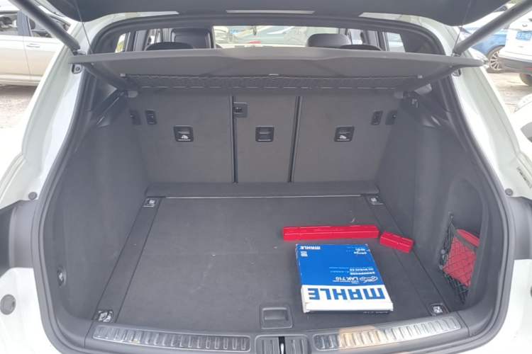 Used Porsche Macan 2018 Macan 2.0T Trunk