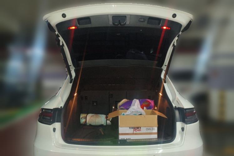 Used Porsche Macan 2018 Macan 2.0T Trunk