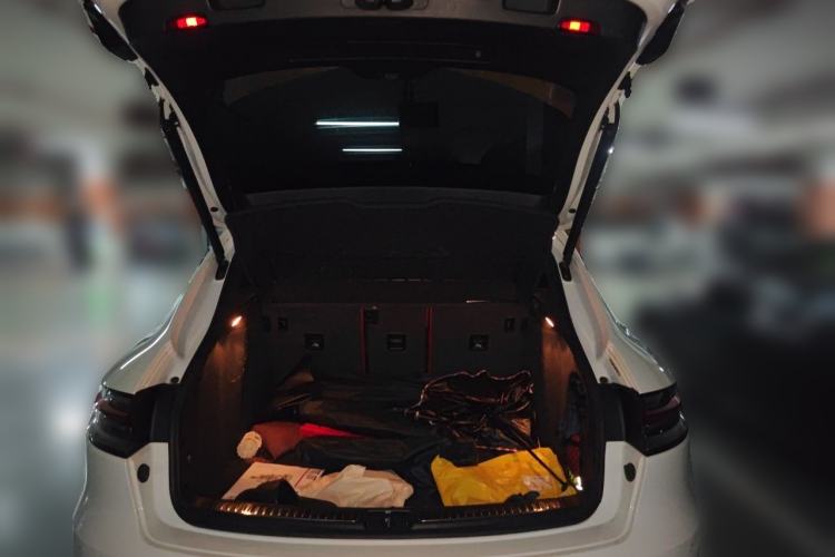 Used Porsche Macan 2018 Macan 2.0T Trunk