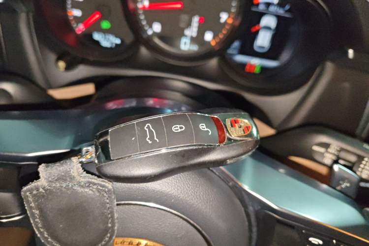 Used Porsche Macan 2018 Macan 2.0T Vehicle Key